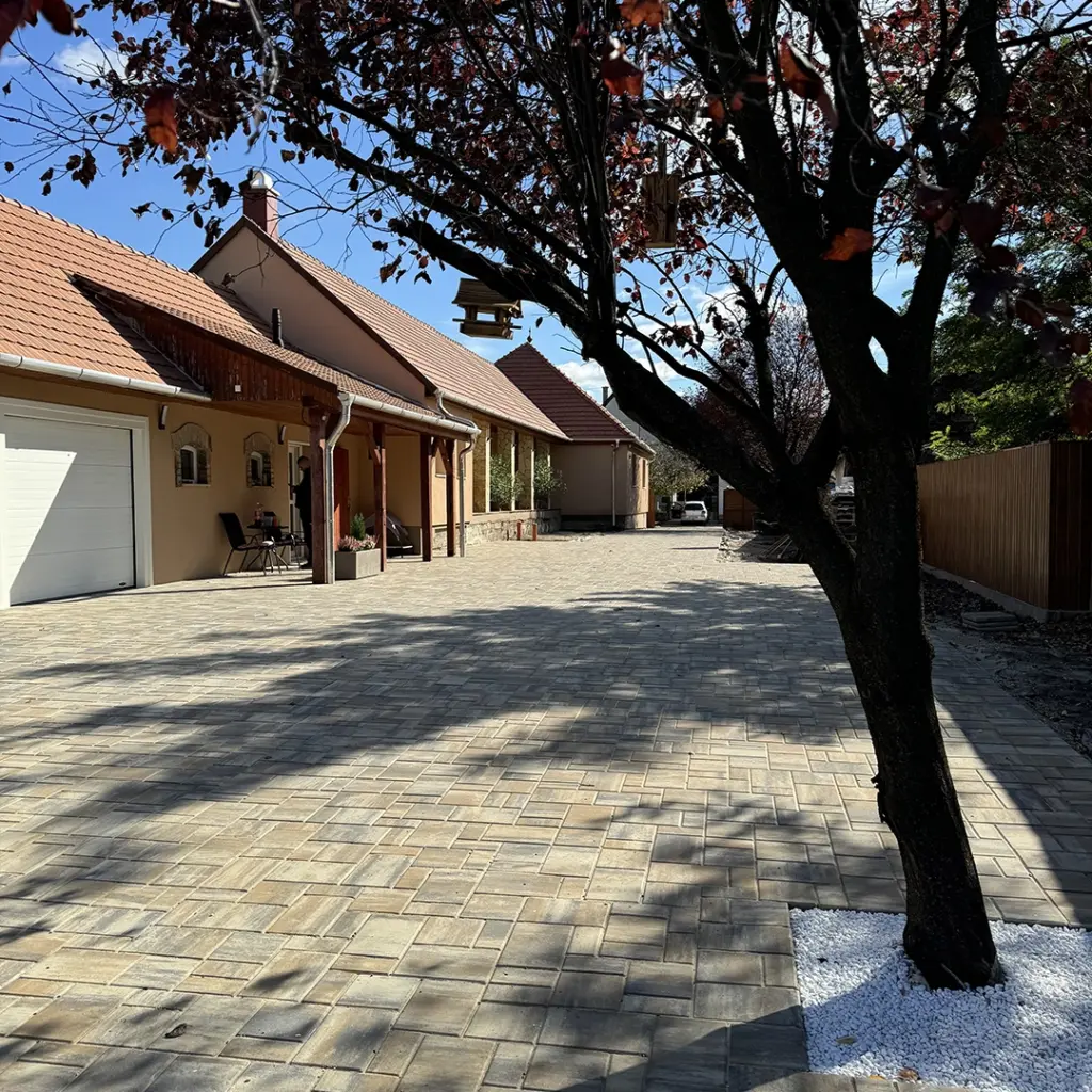 térkövezés komárom